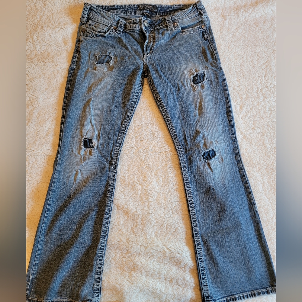 Women's Silver Jeans 34x31 Pioneer Low Rise Bootcut Destroyed/ Distressed Jeans